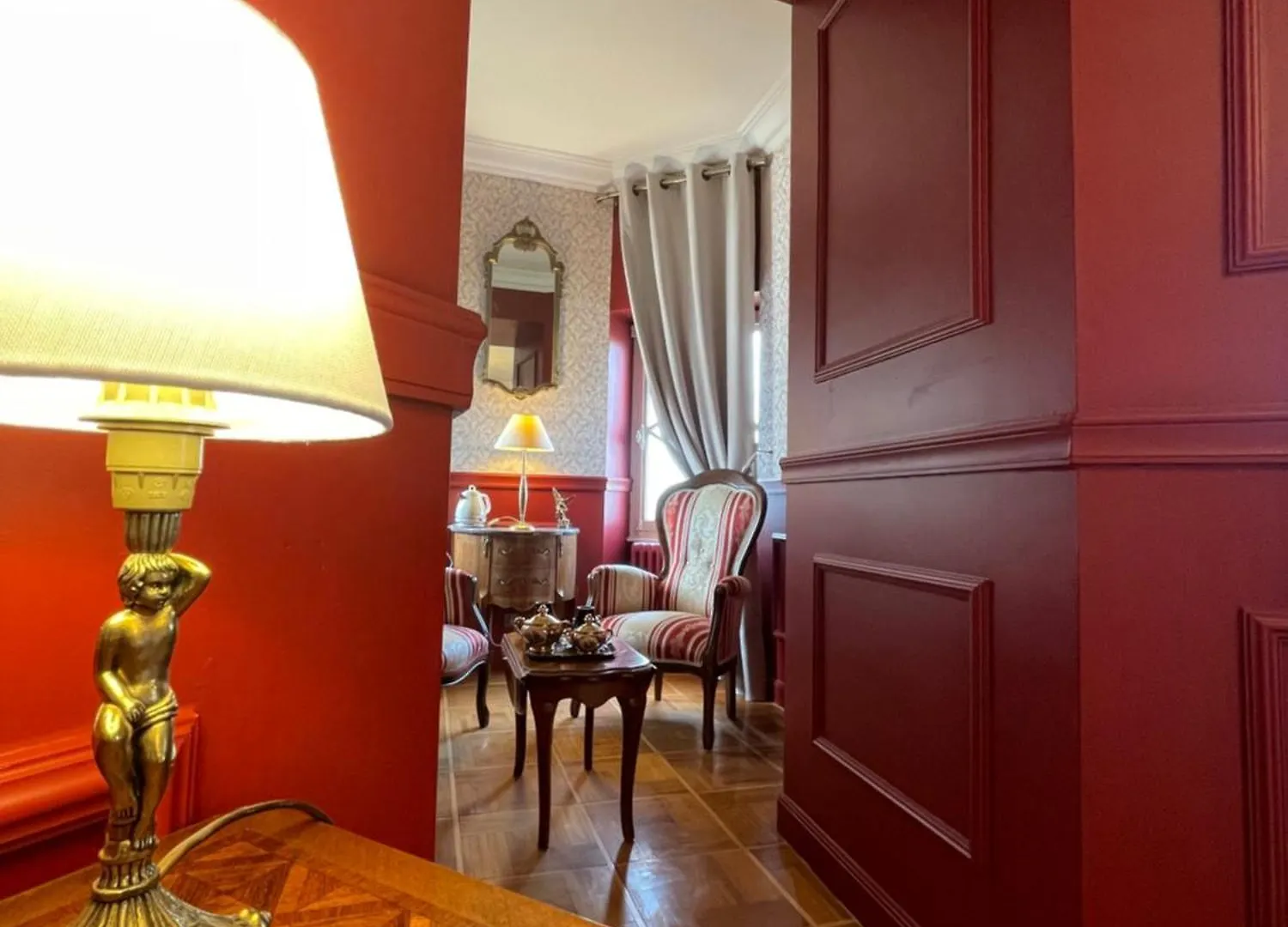 Bed & Breakfast Chateau Philip Saint-Genet-Lerpt