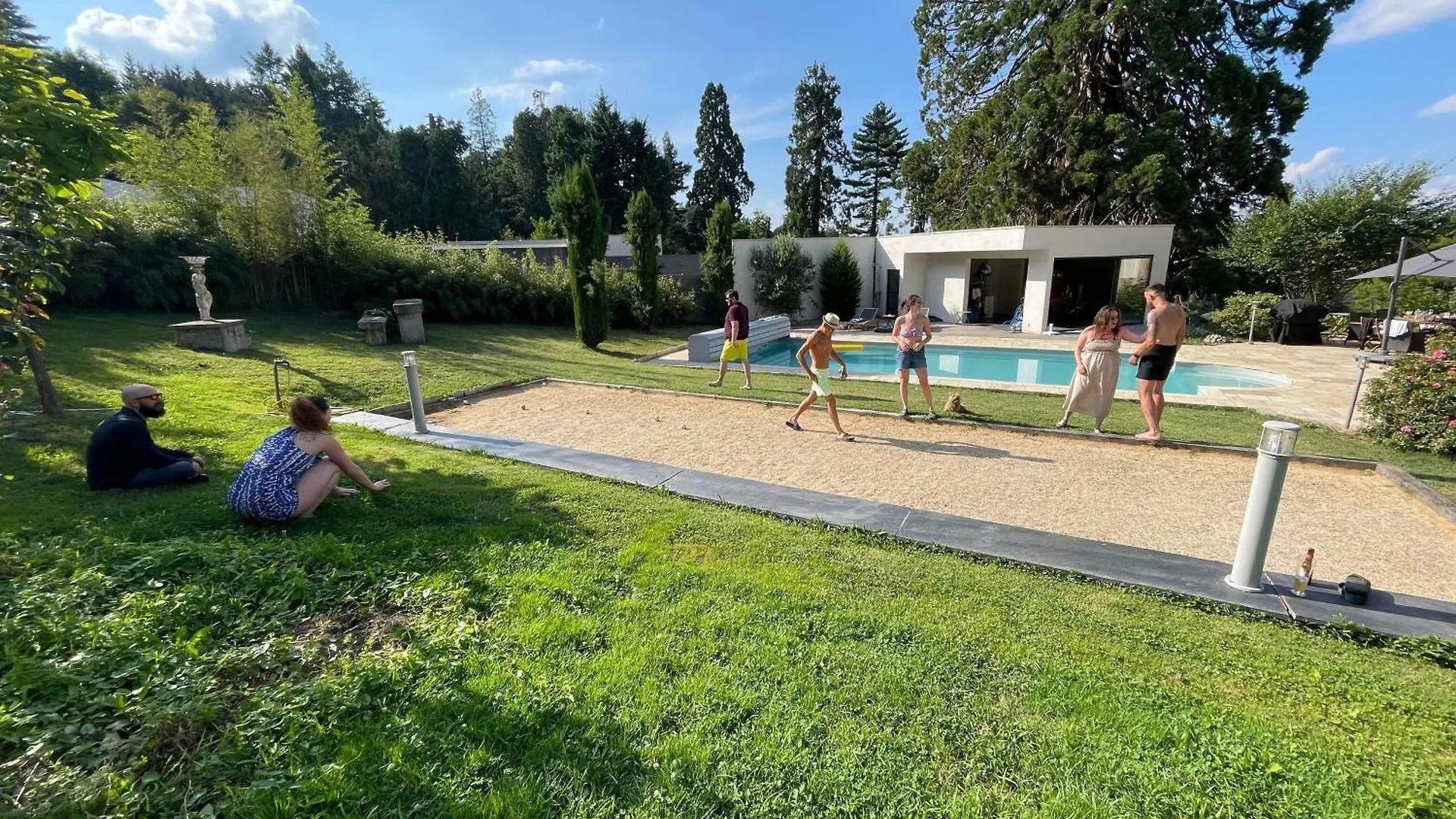 Chateau Philip Saint-Genet-Lerpt