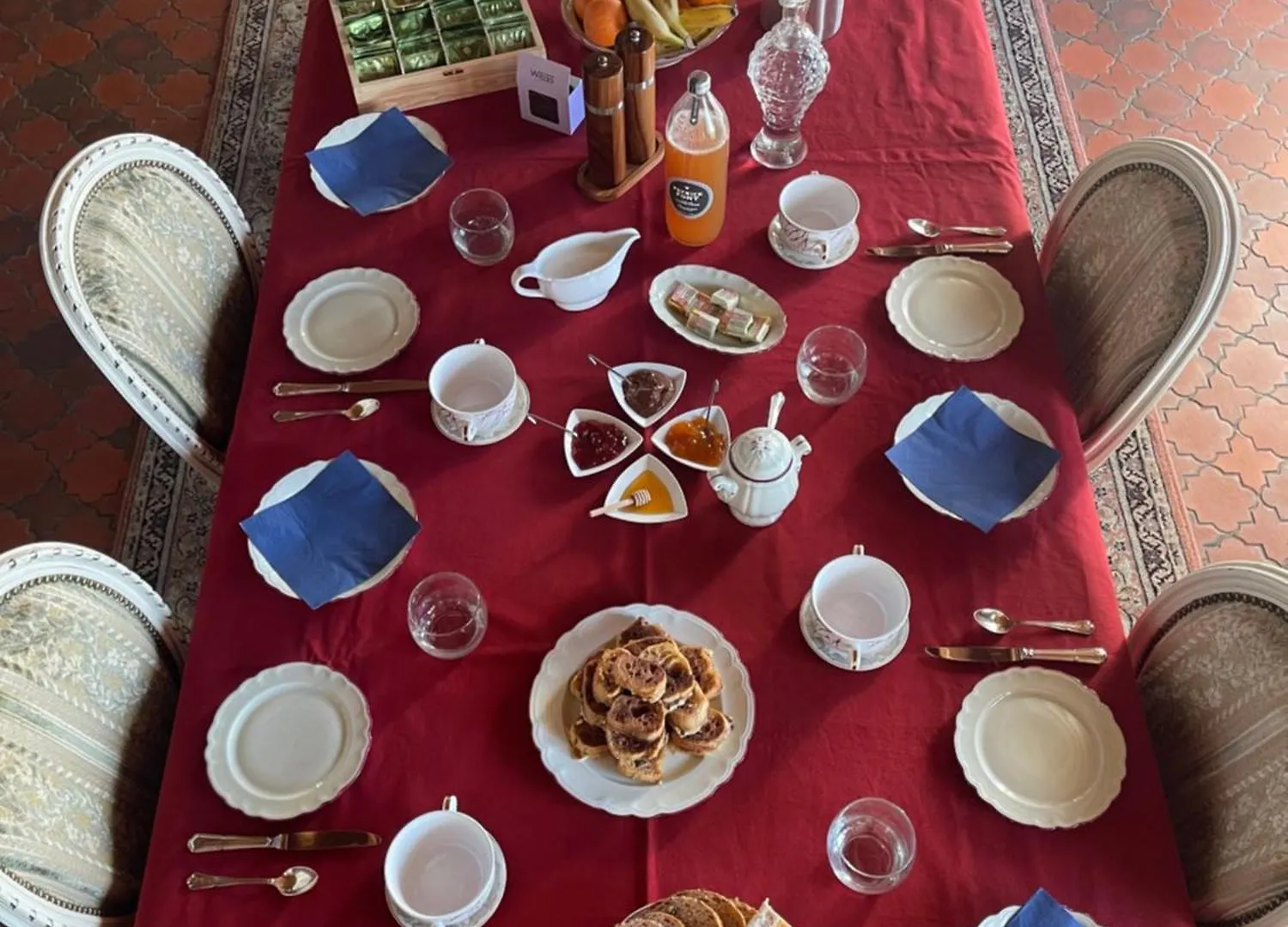 Bed & Breakfast Chateau Philip Saint-Genet-Lerpt
